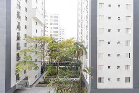 Apartamento para alugar com 77m², 2 quartos e sem vagaVista