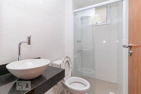 Banheiro de apartamento para alugar com 2 quartos, 43m² em Jardim Iris, São Paulo