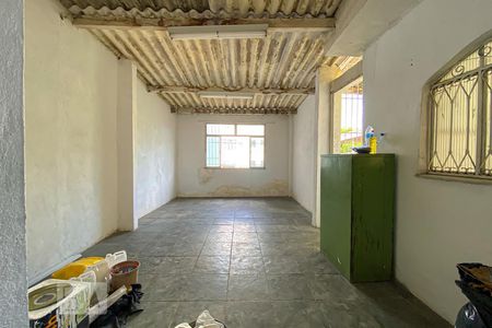 Casa para alugar com 80m², 3 quartos e 8 vagasQuarto anexo