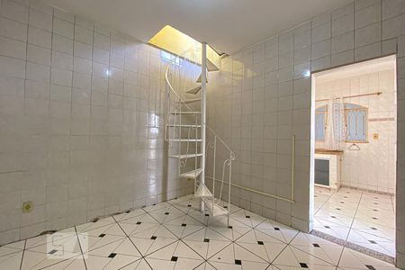 Casa para alugar com 80m², 3 quartos e 8 vagasCopa