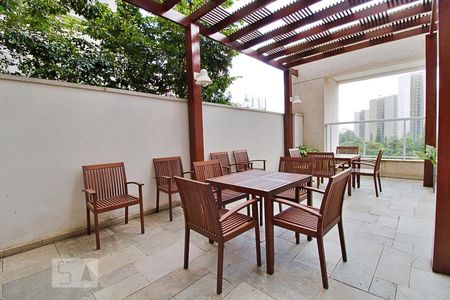 Apartamento à venda com 75m², 2 quartos e 1 vaga Apartamento à venda com 75m², 2 quartos e 1 vagaÁrea Comum