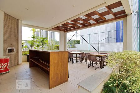 Apartamento à venda com 75m², 2 quartos e 1 vaga Apartamento à venda com 75m², 2 quartos e 1 vagaÁrea Comum - Churrasqueira