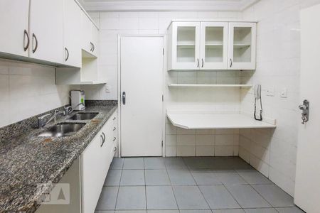 Apartamento à venda com 120m², 4 quartos e 4 vagasCozinha
