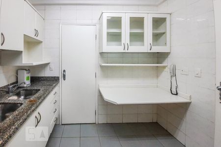 Apartamento à venda com 120m², 4 quartos e 4 vagasCozinha
