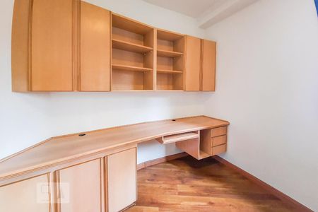 Apartamento à venda com 120m², 4 quartos e 4 vagasQuarto 2