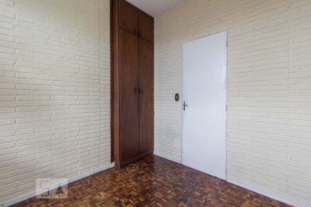 Quarto de apartamento à venda com 2 quartos, 45m² em Dom Bosco, Belo Horizonte