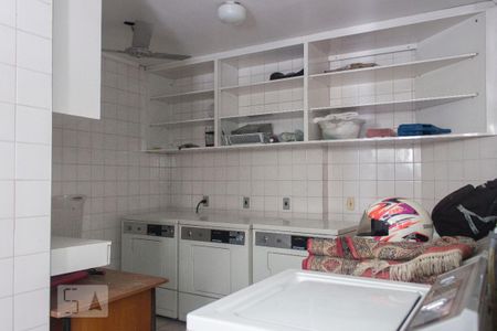 Área comum - Lavanderia de apartamento para alugar com 2 quartos, 60m² em Liberdade, São Paulo