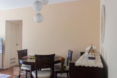 Sala de apartamento para alugar com 2 quartos, 60m² em Liberdade, São Paulo