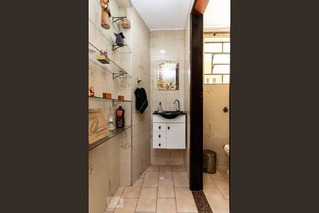 Lavabo  de casa à venda com 3 quartos, 200m² em Jardim Três Marias, São Paulo