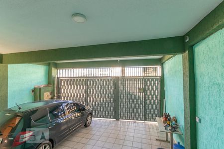 Vista da sala  de casa à venda com 3 quartos, 200m² em Jardim Três Marias, São Paulo