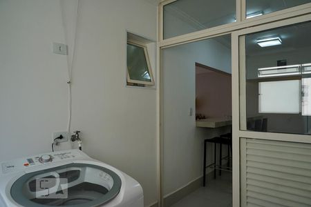 Apartamento à venda com 84m², 2 quartos e 2 vagasÁrea de Serviço