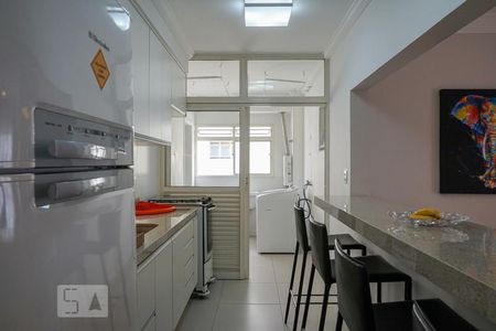Apartamento à venda com 84m², 2 quartos e 2 vagasCozinha