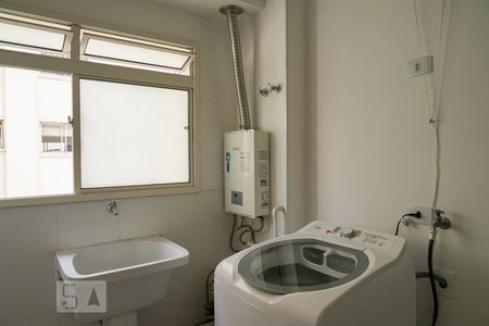 Apartamento à venda com 84m², 2 quartos e 2 vagasÁrea de Serviço