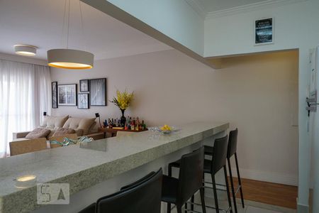 Apartamento à venda com 84m², 2 quartos e 2 vagasCozinha