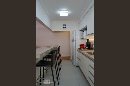 Apartamento à venda com 84m², 2 quartos e 2 vagasCozinha
