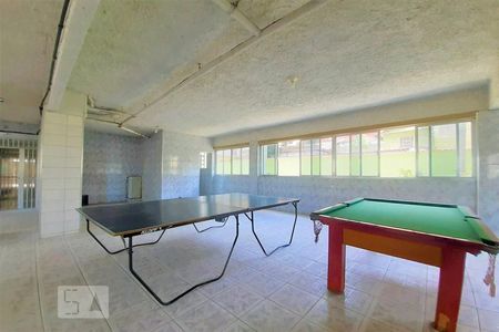 Apartamento à venda com 48m², 2 quartos e 1 vaga Apartamento à venda com 48m², 2 quartos e 1 vagaÁrea comum - Sala de jogos