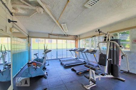 Apartamento à venda com 48m², 2 quartos e 1 vaga Apartamento à venda com 48m², 2 quartos e 1 vagaÁrea comum - Academia