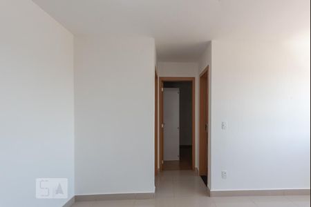 Corredor de apartamento à venda com 2 quartos, 44m² em Parque Industrial, Campinas