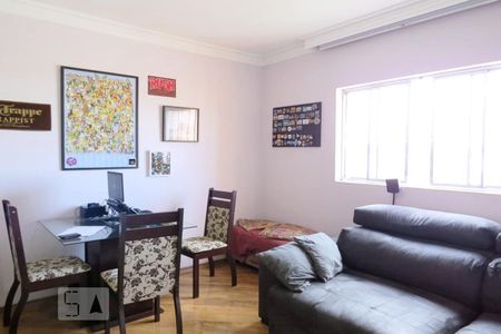 Apartamento à venda com 50m², 1 quarto e 1 vagaSala