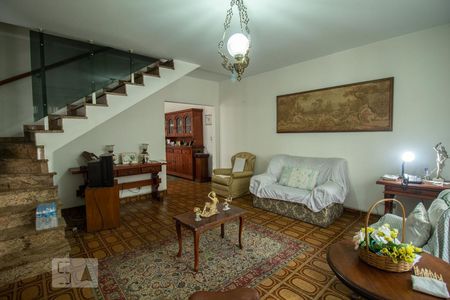Sala de casa à venda com 5 quartos, 220m² em Bom Retiro, São Paulo