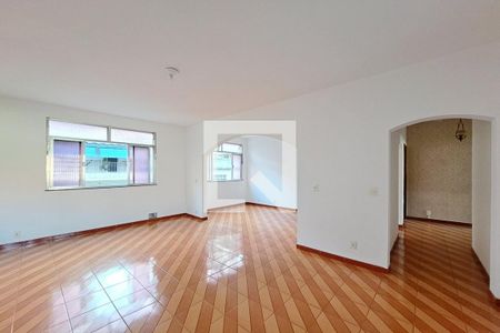Apartamento para alugar com 117m², 2 quartos e sem vaga Apartamento para alugar com 117m², 2 quartos e sem vagaSala