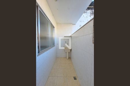 Apartamento para alugar com 117m², 2 quartos e sem vaga Apartamento para alugar com 117m², 2 quartos e sem vagaÁrea de Serviço