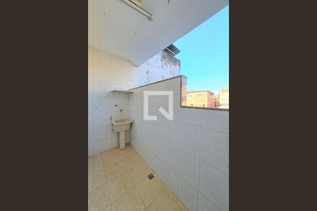 Apartamento para alugar com 117m², 2 quartos e sem vaga Apartamento para alugar com 117m², 2 quartos e sem vagaÁrea de Serviço