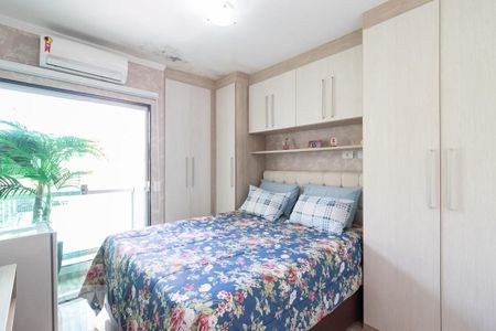 Suíte 1 de casa para alugar com 3 quartos, 170m² em Vila Nhocuné, São Paulo