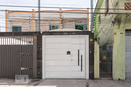 Casa para alugar com 170m², 3 quartos e 2 vagasFachada