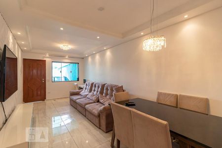 Sala de casa para alugar com 3 quartos, 170m² em Vila Nhocuné, São Paulo