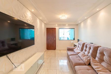 Sala de casa para alugar com 3 quartos, 170m² em Vila Nhocuné, São Paulo