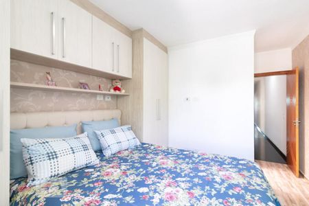 Suíte 1 de casa para alugar com 3 quartos, 170m² em Vila Nhocuné, São Paulo