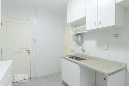 Apartamento à venda com 94m², 3 quartos e 2 vagasCozinha