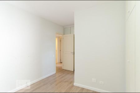 Apartamento à venda com 94m², 3 quartos e 2 vagasSuíte