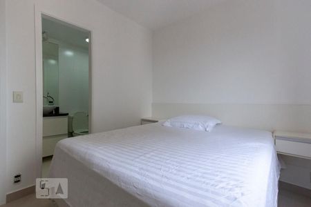Suite 1 de apartamento para alugar com 3 quartos, 70m² em Mansões Santo Antônio, Campinas