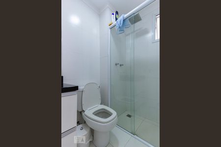 Banheiro suite de apartamento para alugar com 3 quartos, 70m² em Mansões Santo Antônio, Campinas