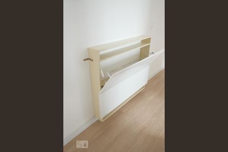 Apartamento para alugar com 41m², 2 quartos e sem vaga Apartamento para alugar com 41m², 2 quartos e sem vagaAparador