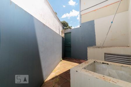 Casa à venda com 600m², 6 quartos e 6 vagasÁrea de serviço
