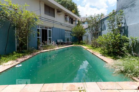 Casa à venda com 600m², 6 quartos e 6 vagasPiscina