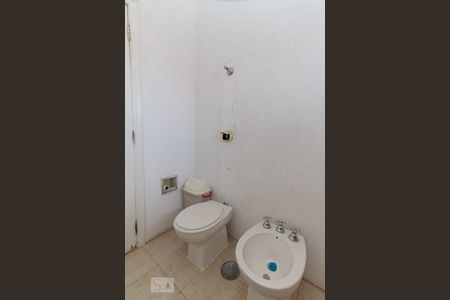 Casa à venda com 600m², 6 quartos e 6 vagasBanheiro