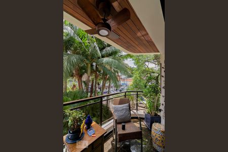 Varanda Sala de apartamento à venda com 3 quartos, 168m² em Vila Olímpia, São Paulo