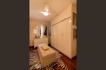 Apartamento à venda com 168m², 3 quartos e 2 vagasSuíte 2/Closet