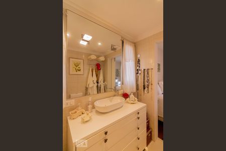 Apartamento à venda com 168m², 3 quartos e 2 vagasBanheiro Suíte