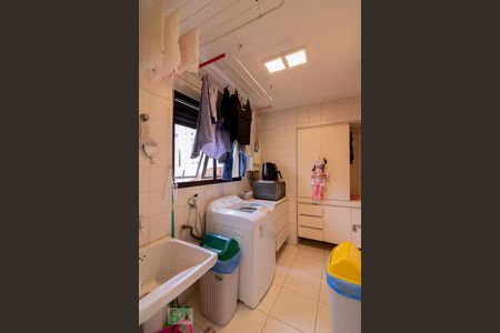 Apartamento à venda com 168m², 3 quartos e 2 vagasÁrea de Serviço