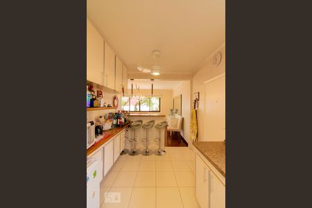 Apartamento à venda com 168m², 3 quartos e 2 vagasCozinha