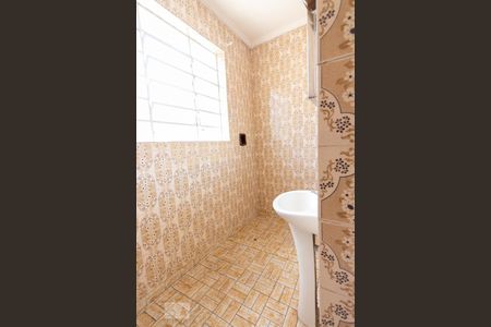 Casa à venda com 200m², 3 quartos e 4 vagasBanheiro 1