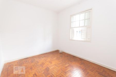 Casa à venda com 200m², 3 quartos e 4 vagasQuarto 2