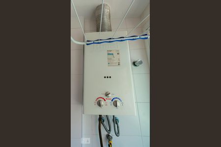 Apartamento à venda com 70m², 2 quartos e 1 vagaCozinha e Área de Serviço - Aquecedor