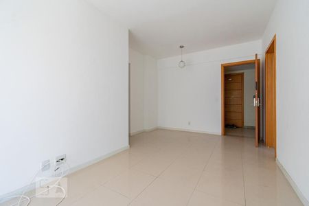 Sala de apartamento à venda com 2 quartos, 70m² em Jacarepaguá, Rio de Janeiro
