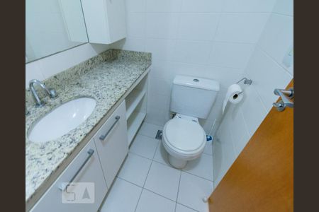 Apartamento à venda com 70m², 2 quartos e 1 vagaBanheiro Social